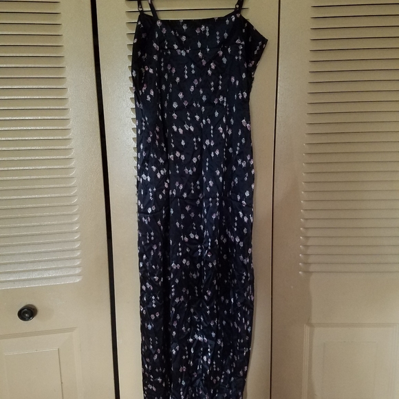 Parallel dress - Picture 2 of 4